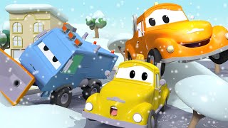 Tom holownik – sam pług śnieżny przewrócił się – miasto samochodów – bajki dla dzieci